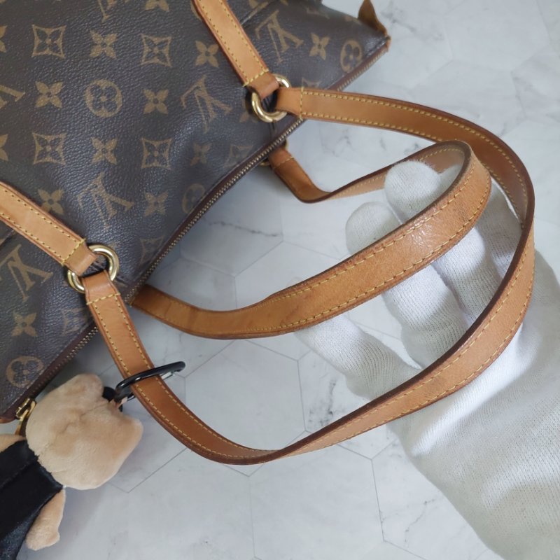 LV原花金釦TOTALLY   PM   M56688🎀出清特惠價🎀 ~雙口袋肩背包~二手品-50