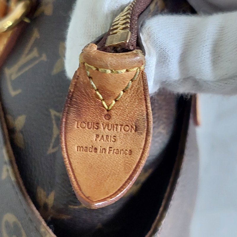 LV原花金釦TOTALLY   PM   M56688🎀出清特惠價🎀 ~雙口袋肩背包~二手品-56