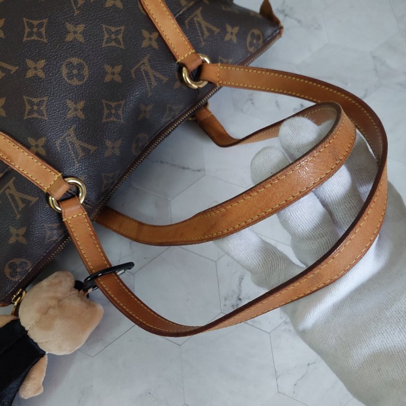 LV原花金釦TOTALLY   PM   M56688🎀出清特惠價🎀 ~雙口袋肩背包~二手品-61