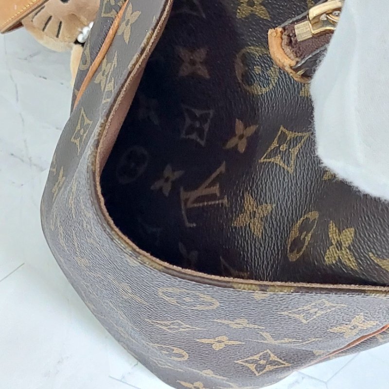 LV原花金釦TOTALLY   PM   M56688🎀出清特惠價🎀 ~雙口袋肩背包~二手品-70