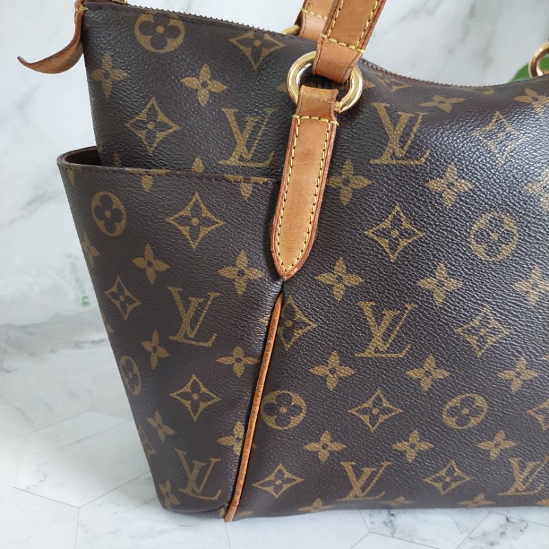 LV原花金釦TOTALLY   PM   M56688🎀出清特惠價🎀 ~雙口袋肩背包~二手品-89