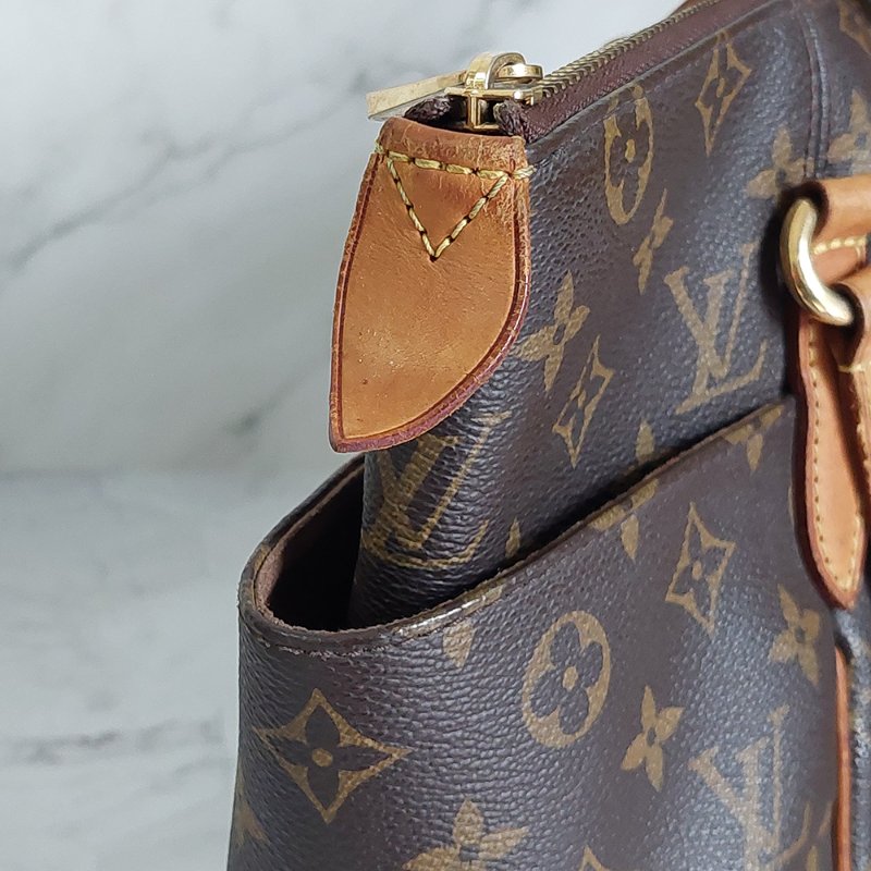 LV原花金釦TOTALLY   PM   M56688🎀出清特惠價🎀 ~雙口袋肩背包~二手品-91