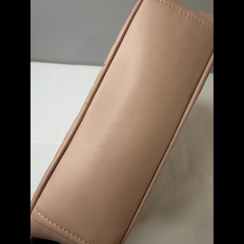 Miu Miu 牛皮相機包 斜背包-11