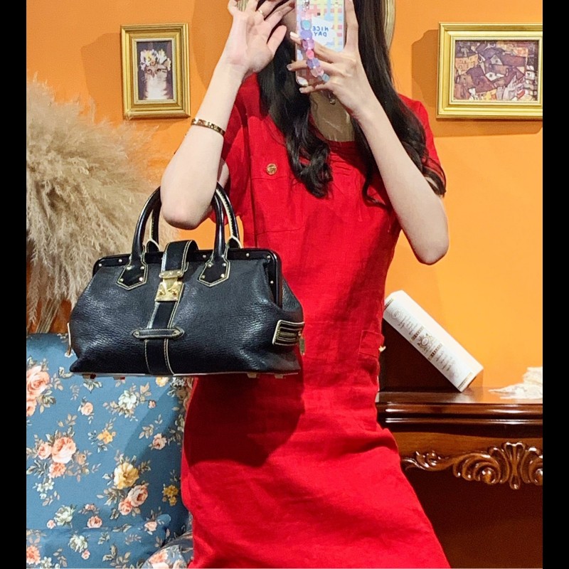 LV suhali蘇哈里黑色牛皮手提包-1