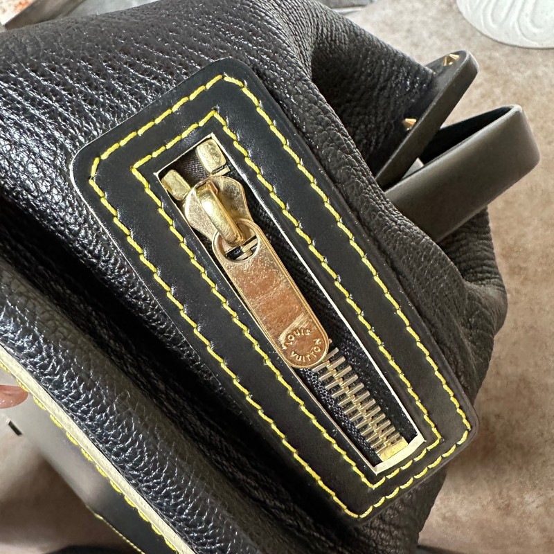 LV suhali蘇哈里黑色牛皮手提包-29