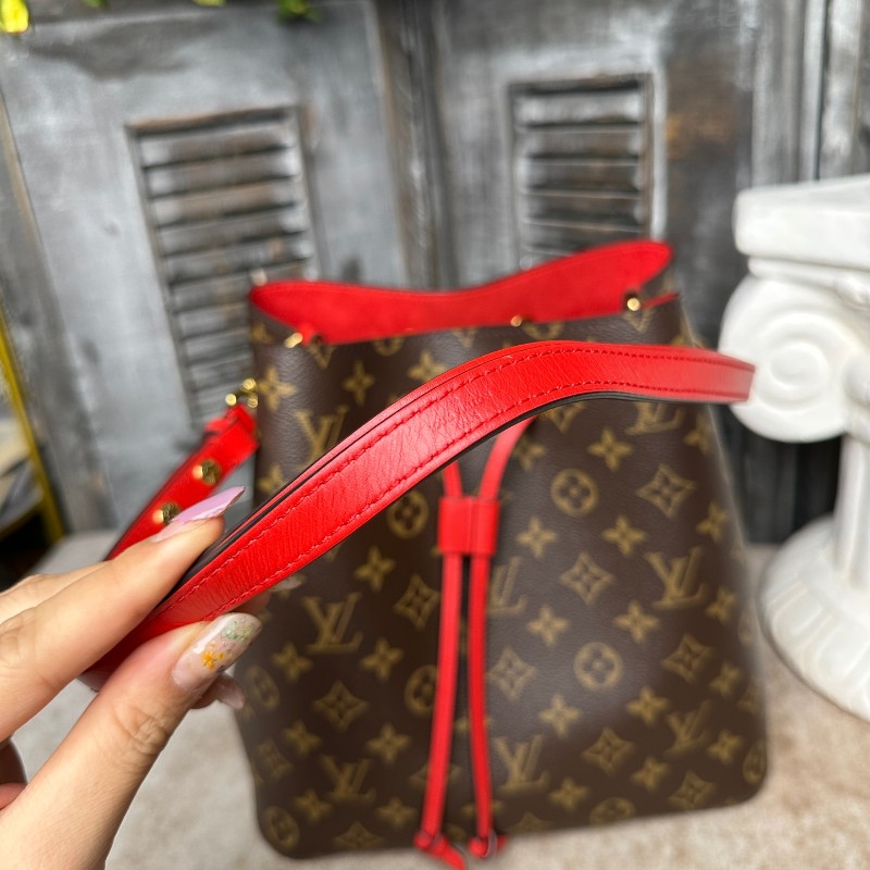 LV noe neo 老花紅色水桶包-10
