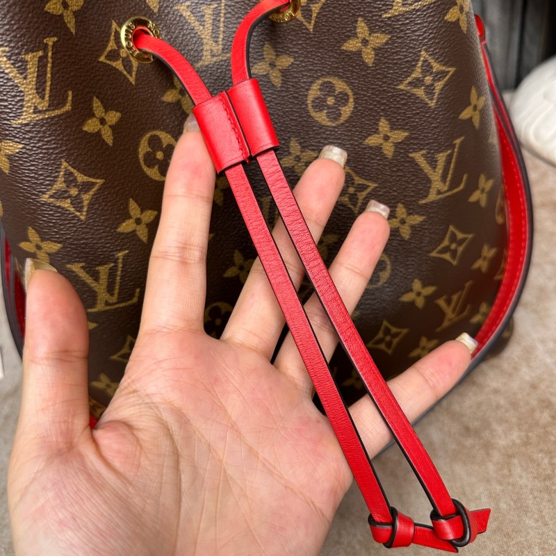 LV noe neo 老花紅色水桶包-11