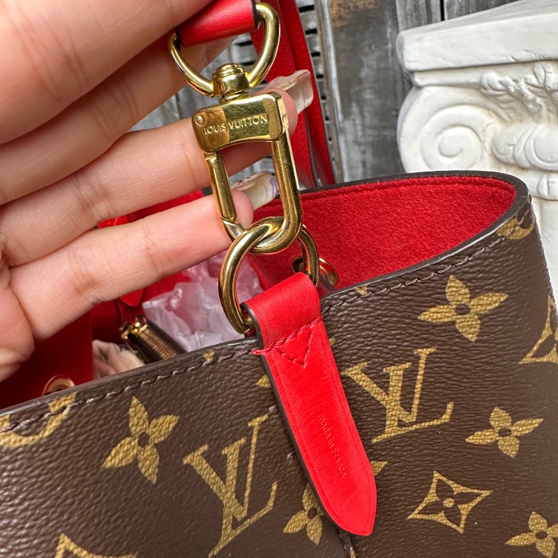 LV noe neo 老花紅色水桶包-14