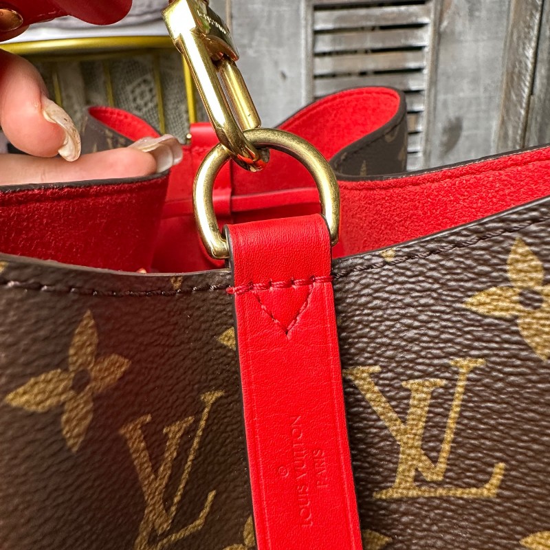 LV noe neo 老花紅色水桶包-17