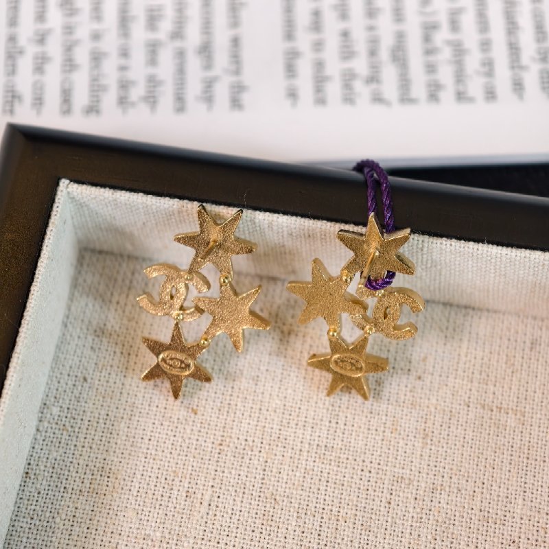 Chanel香奈兒雙c帶鑽耳釘-2