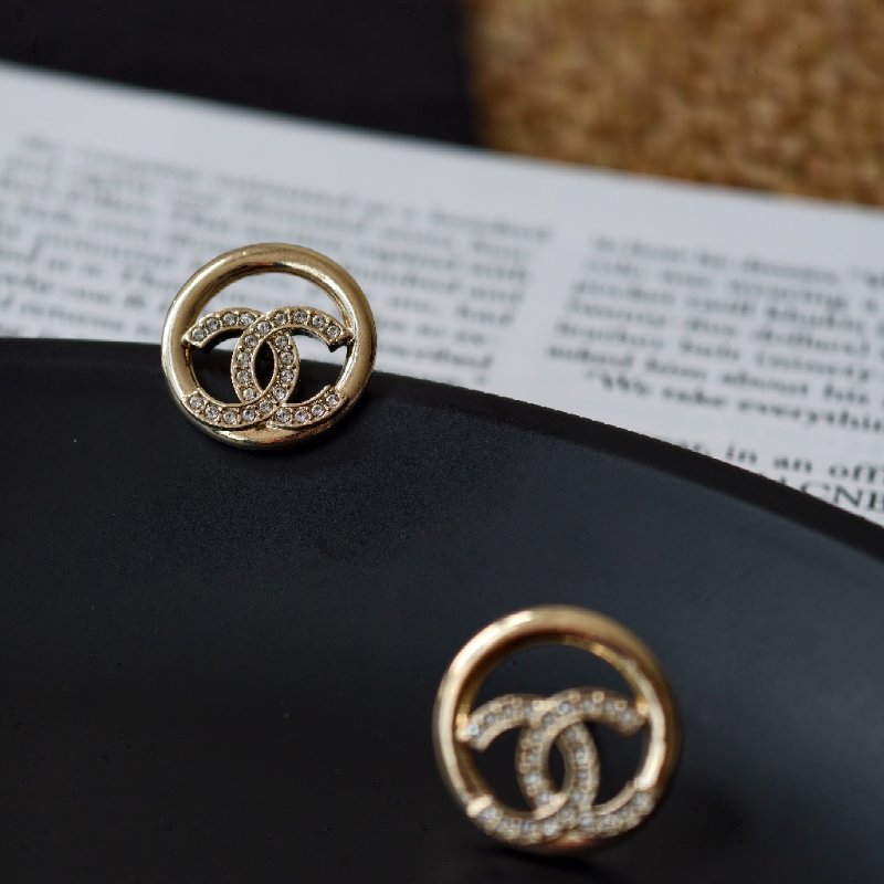 chanel香奈儿 双c带钻圆圈耳钉 A22C-2