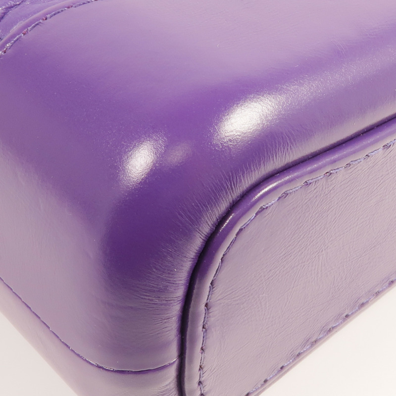 CHANEL 牛皮皮革Gabrielle Mini鏈帶肩背袋-11