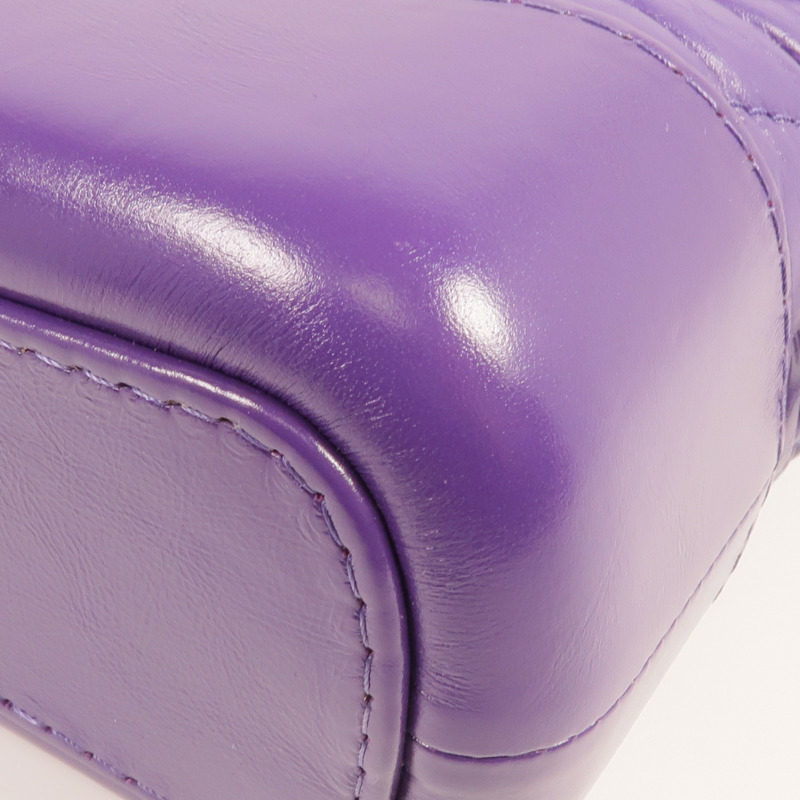 CHANEL 牛皮皮革Gabrielle Mini鏈帶肩背袋-12