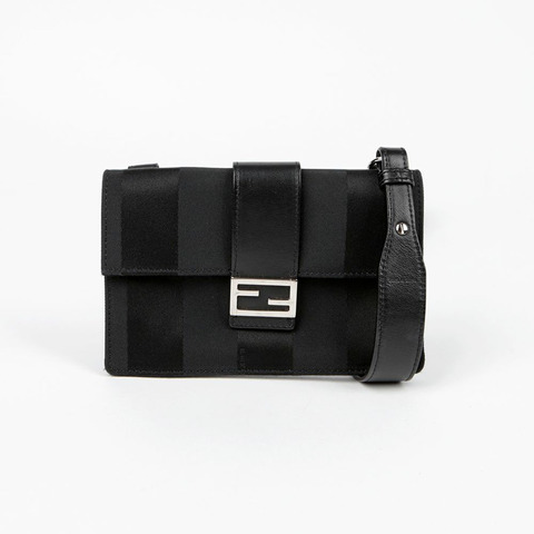 FENDI 小號扁平法國包斜背包 7M0295