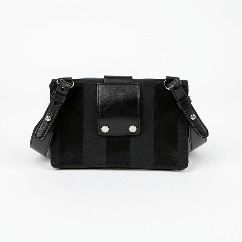 FENDI 小號扁平法國包斜背包 7M0295-2