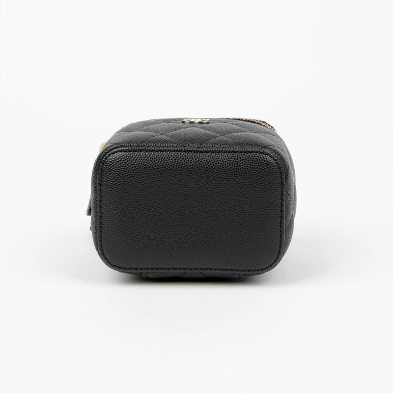 CHANEL 魚子醬紋迷你肩斜背包 AP1340-5