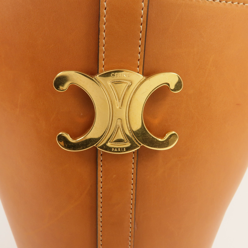 CELINE 牛皮皮革Bucket Triomphe金扣肩背袋-8