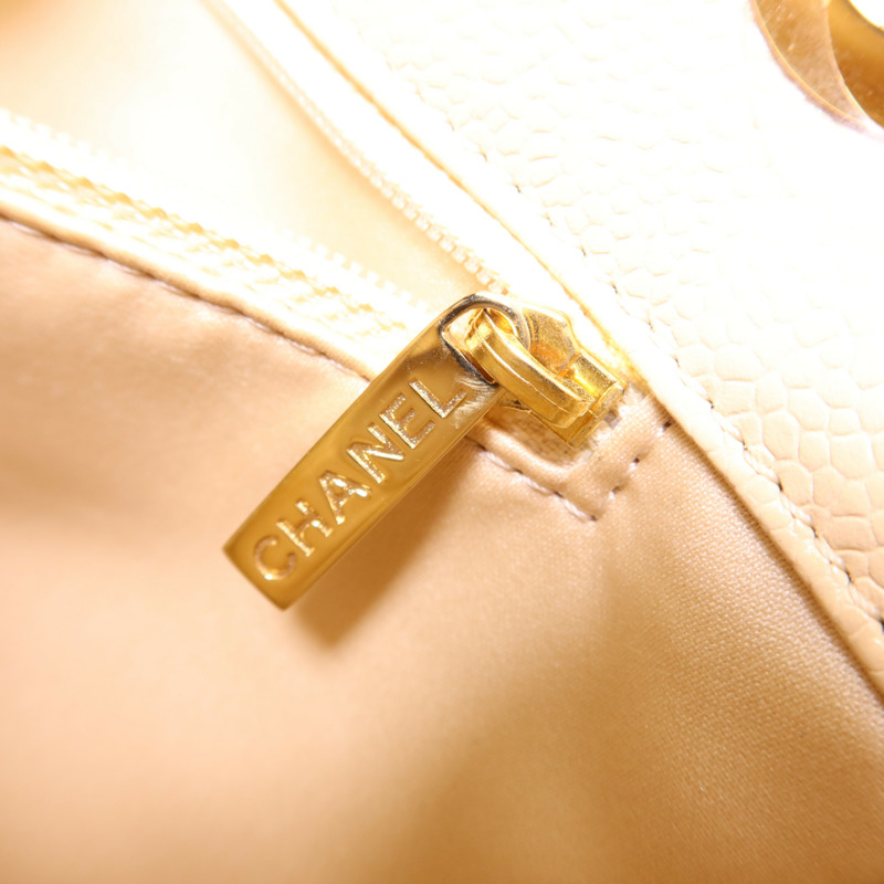 CHANEL 牛皮皮革PST Petite Tote Bag金扣鏈帶肩背袋-10