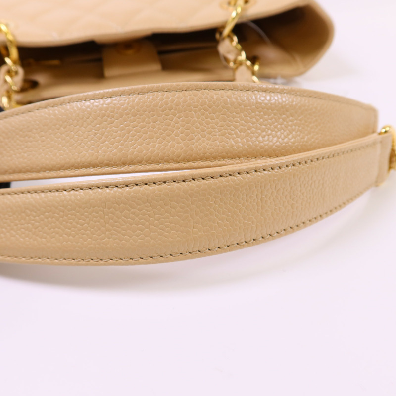 CHANEL 牛皮皮革PST Petite Tote Bag金扣鏈帶肩背袋-17