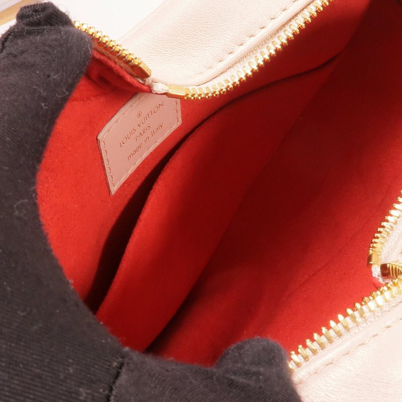 LOUIS VUITTON 羊皮皮革Sac Coeur Fall in Love Heart Box金扣肩背袋-4