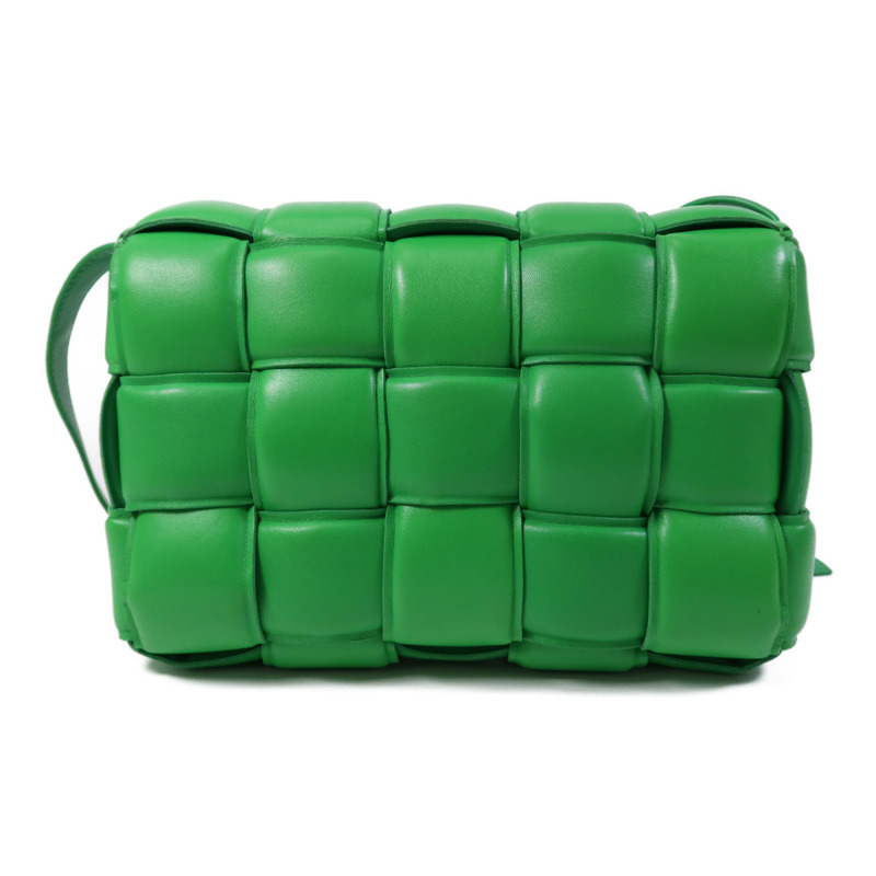 BOTTEGA VENETA 牛皮皮革Casstte Padded銀扣肩背袋-1
