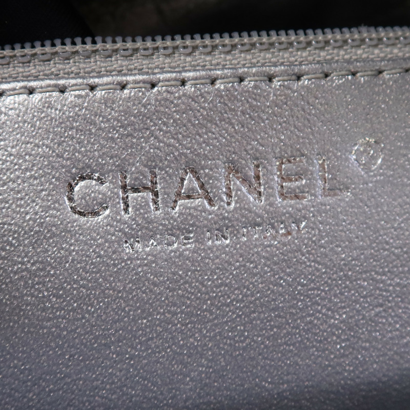 CHANEL 漆皮皮革Shoulder Bag銀扣鏈帶肩背袋-5