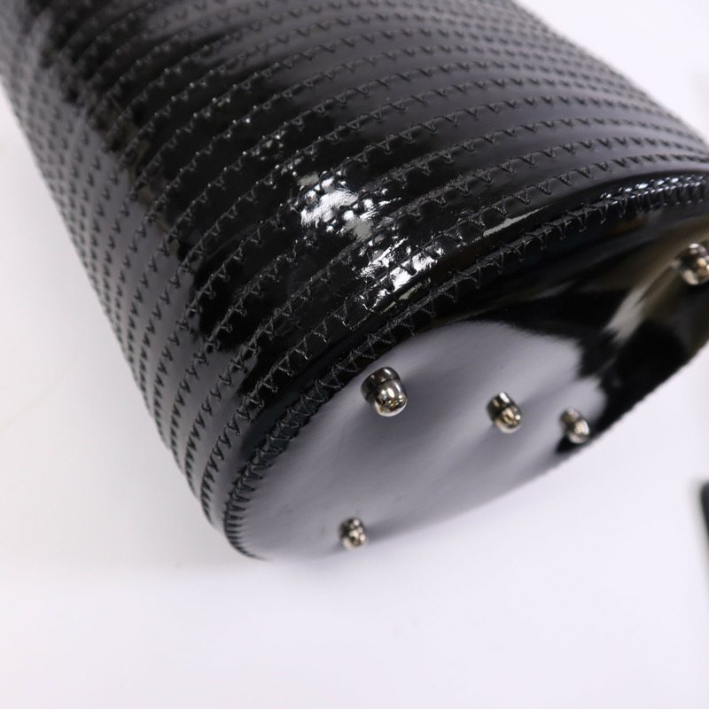 GUCCI 漆皮皮革Shoulder Bag銀扣肩背袋-12