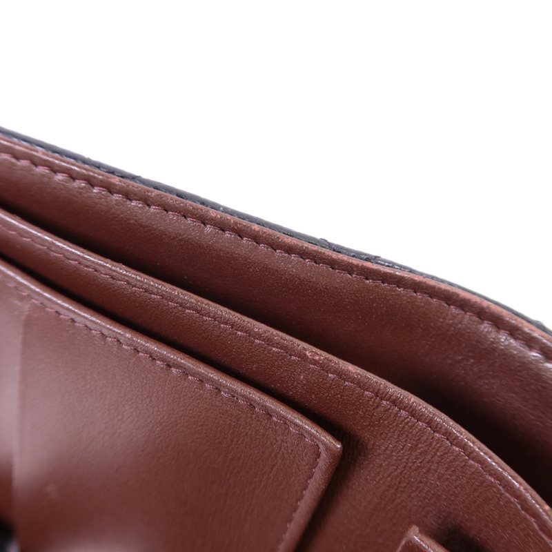 CHANEL 牛皮皮革Trifold Wallet金扣錢包-17