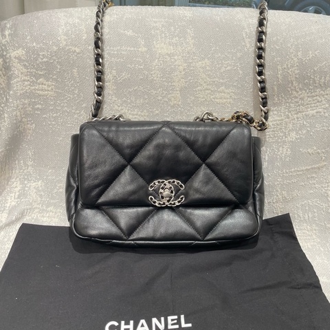 Chanel 19bag 黑銀 小號