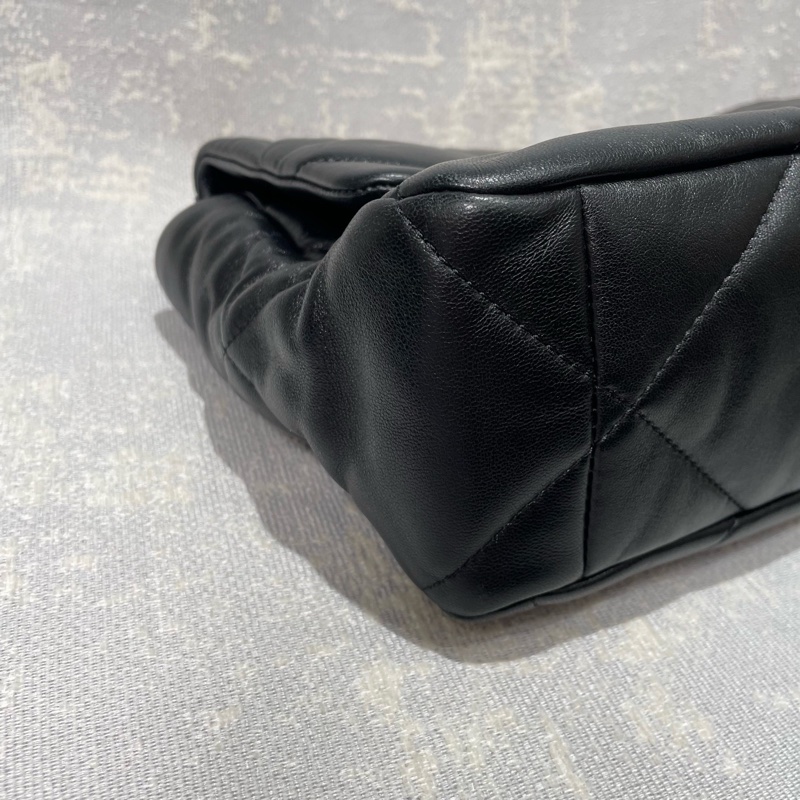Chanel 19bag 黑金中號-5