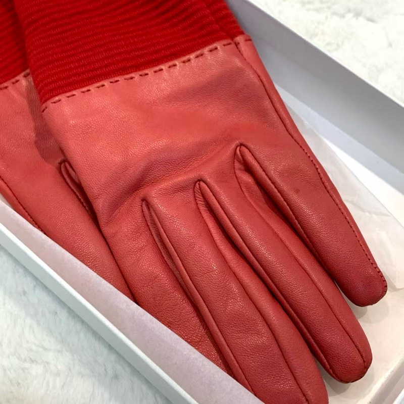 Chanel紅色手套-2