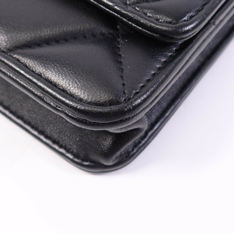 CHANEL 羊皮皮革Chanel 19 WOC鏈帶肩背袋-5