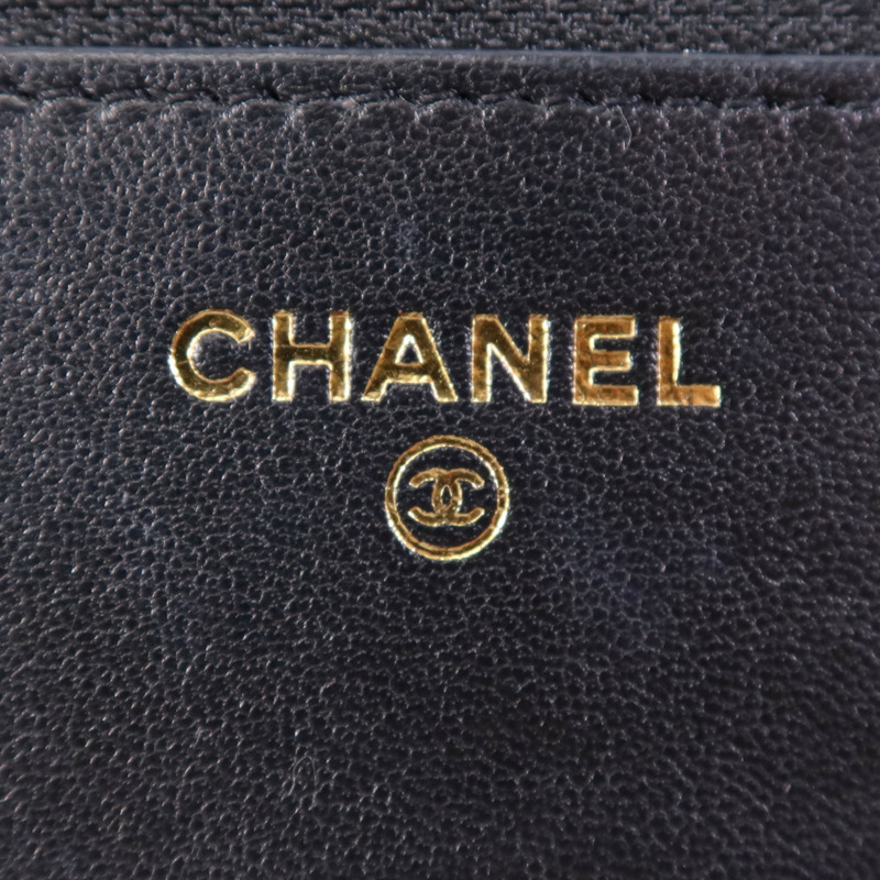 CHANEL 羊皮皮革Chanel 19 WOC鏈帶肩背袋-12