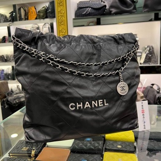東區正精品㊣CHANEL 22 BAG AS3261 香奈兒黑色全皮銀字銀幣銀鍊肩背包購物袋包中款 RZ6074-0
