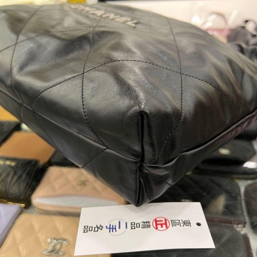 東區正精品㊣CHANEL 22 BAG AS3261 香奈兒黑色全皮銀字銀幣銀鍊肩背包購物袋包中款 RZ6074-5