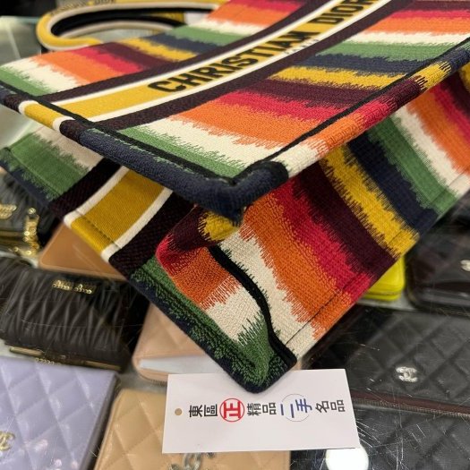 東區正精品㊣CHRISTIAN Dior Book Tote 彩色條紋繡手提包肩背包中款 RZ6075-8