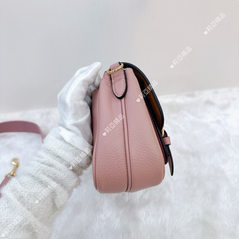 莉亞精品♡ Coach 粉雙釦郵差包 二手美包-5