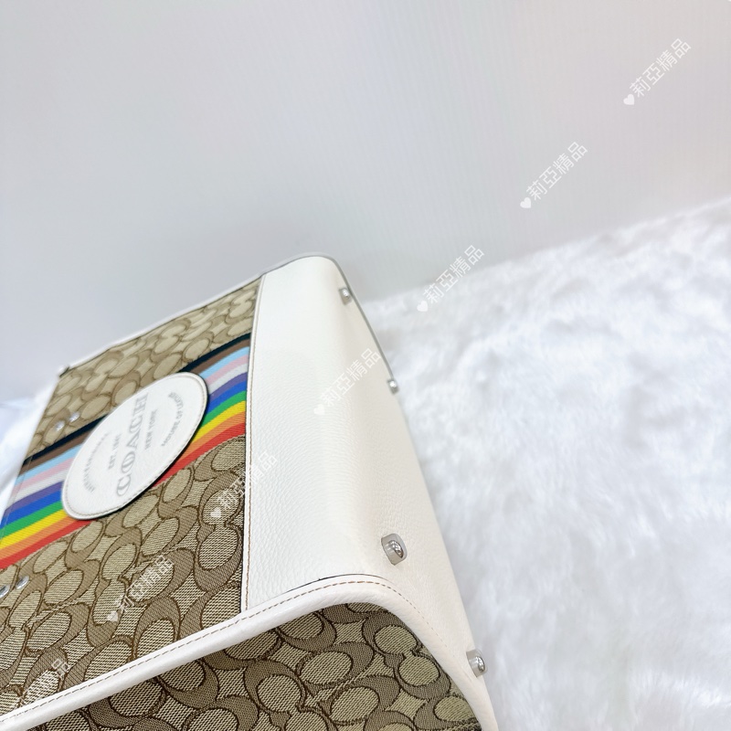 莉亞精品♡ Coach 彩虹托特包 二手美包-8