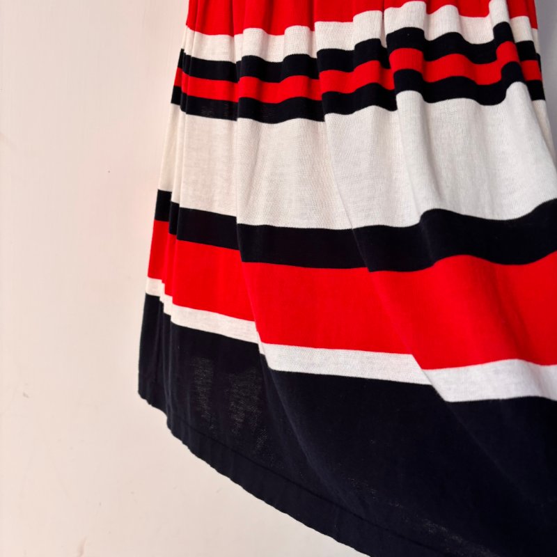 ::BURBERRY BLUE LABE:: 日系法式袖 海軍藍x紅x白 橫紋POLO洋裝 38號-13