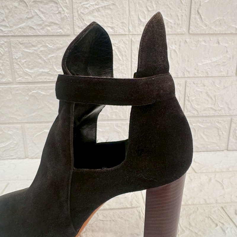 Celine 黑色粗根短靴-9