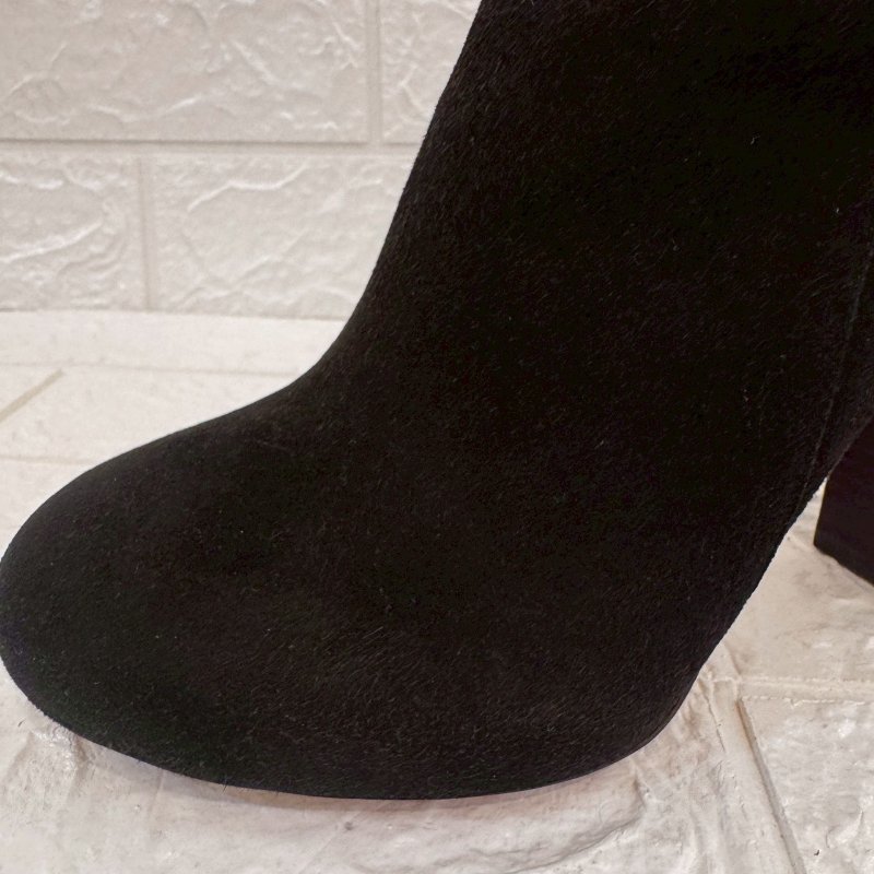 Celine 黑色粗根短靴-23