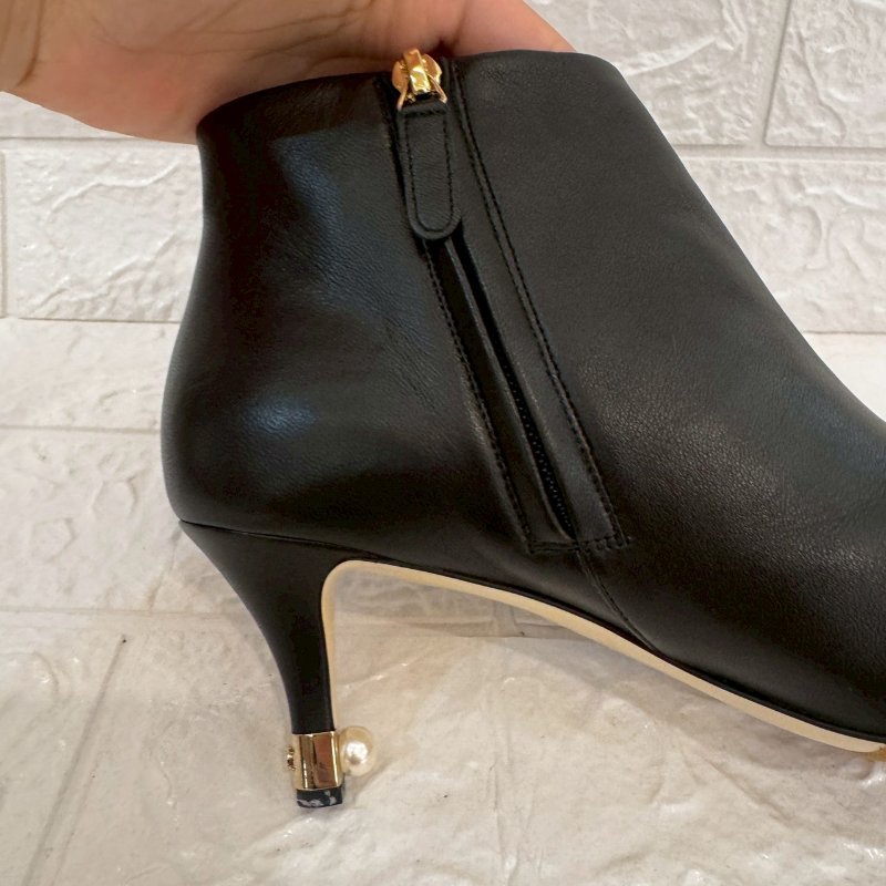 Chanel 黑色珍珠低跟短靴-14