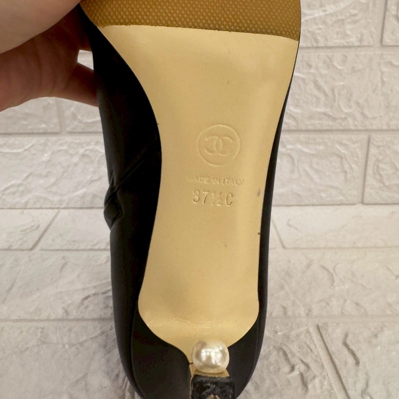 Chanel 黑色珍珠低跟短靴-15