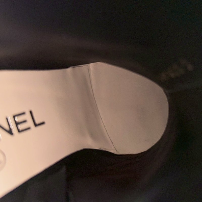 Chanel 黑色珍珠低跟短靴-18