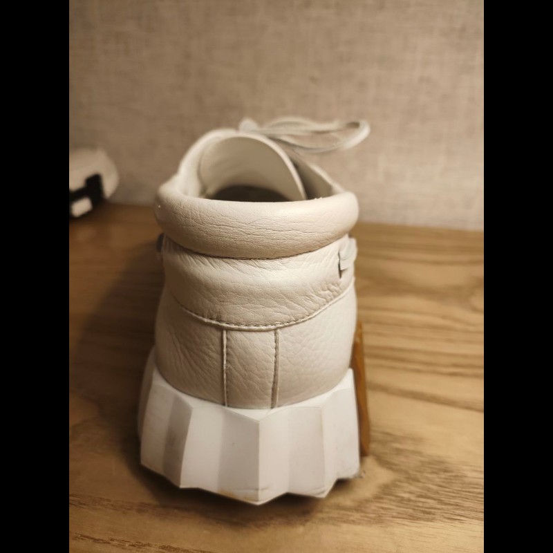 HERMES 全新全皮休閒鞋 42.5 號 僅穿過2-3次 比專櫃便宜。-8