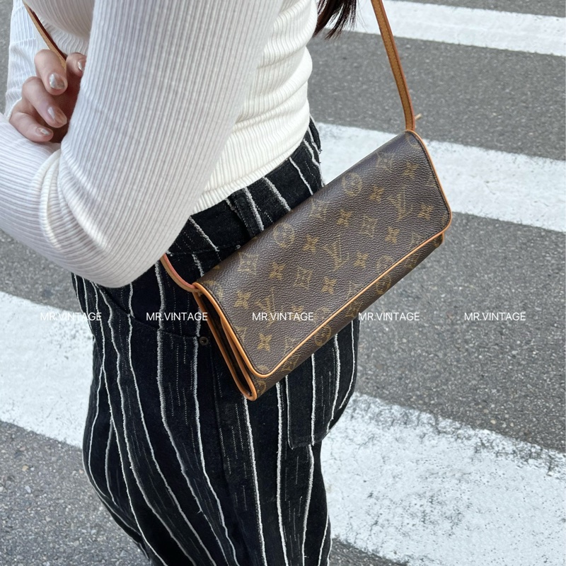 🏷️ Louis Vuitton 斜背包-1