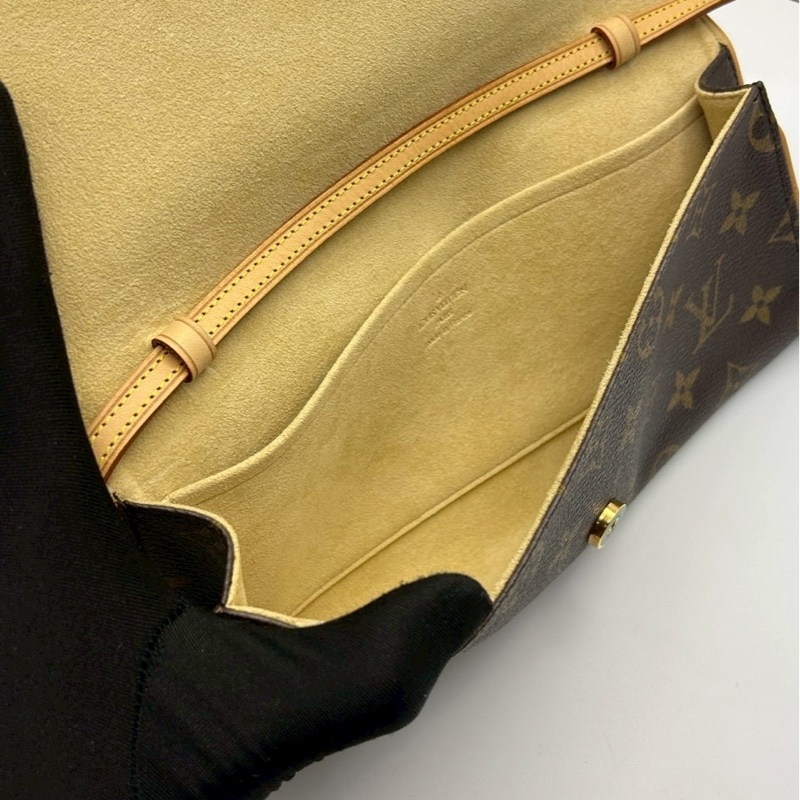 🏷️ Louis Vuitton 斜背包-7