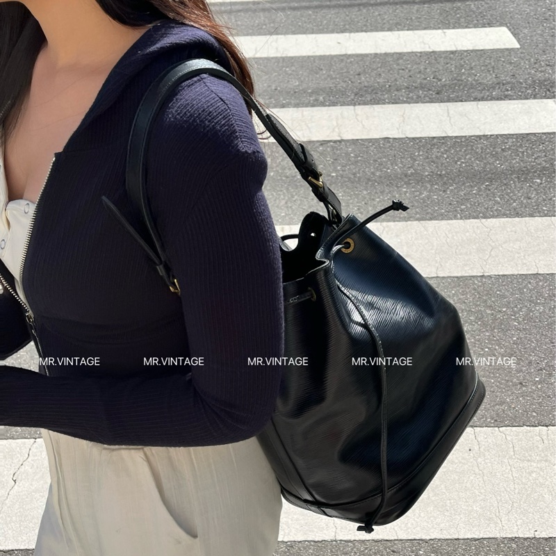 🏷️ Louis Vuitton 水波紋低調水桶包-0