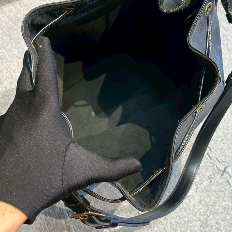 🏷️ Louis Vuitton 水波紋低調水桶包-11