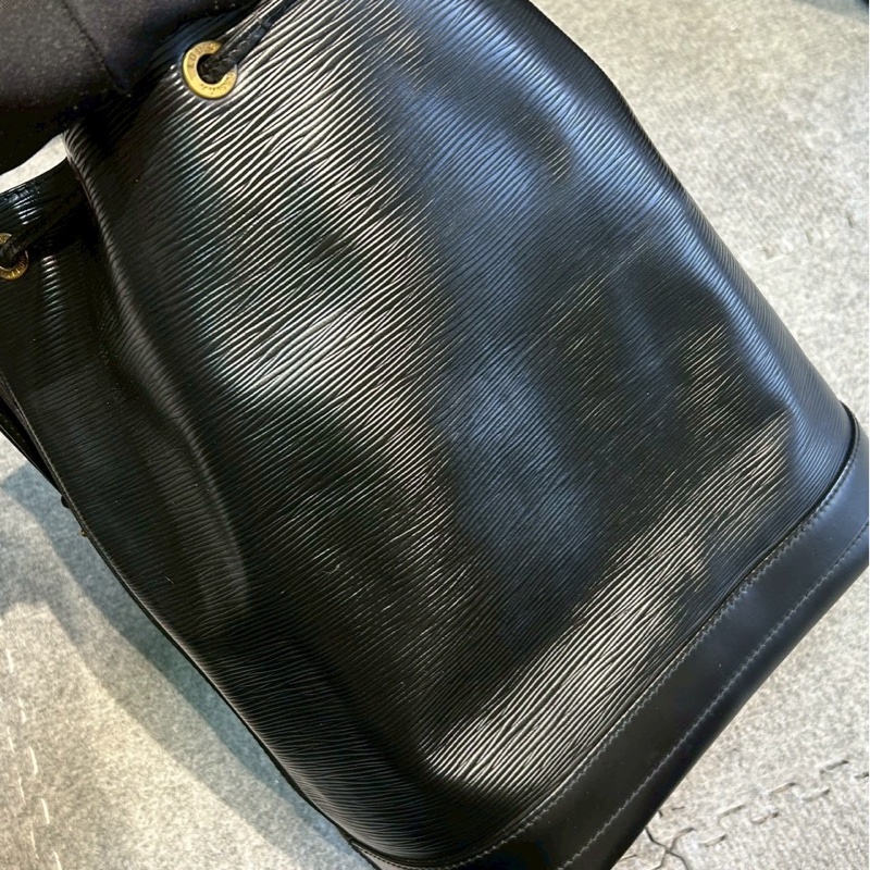 🏷️ Louis Vuitton 水波紋低調水桶包-12